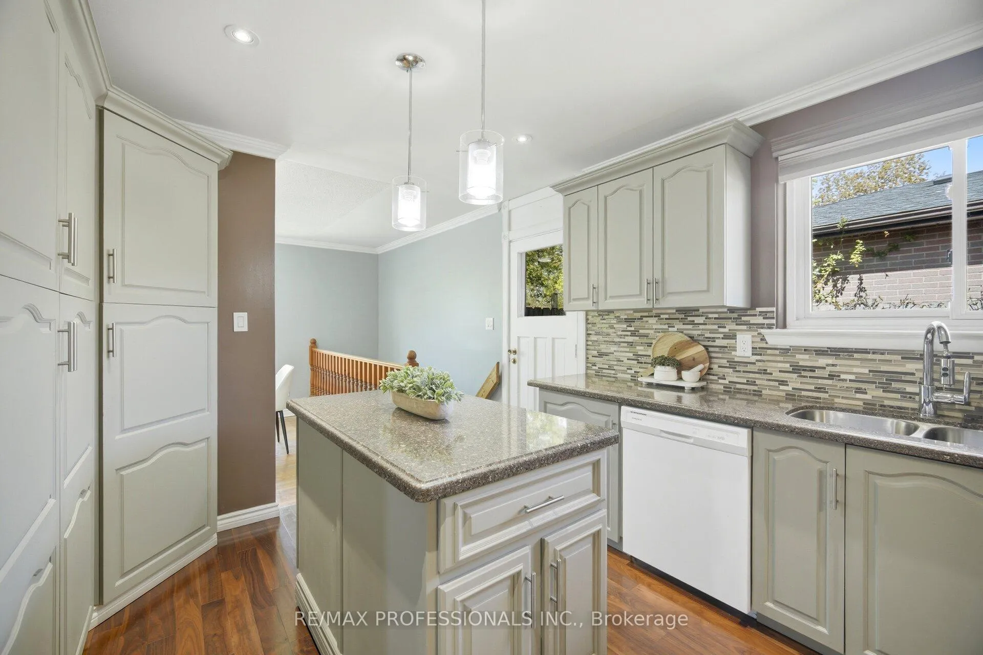 Photo 18 of 5 Flavian Crescent, Brampton, Southgate — HOMEH