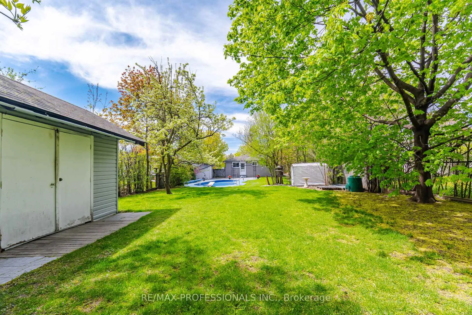 Photo 42 of 5 Flavian Crescent, Brampton, Southgate — HOMEH