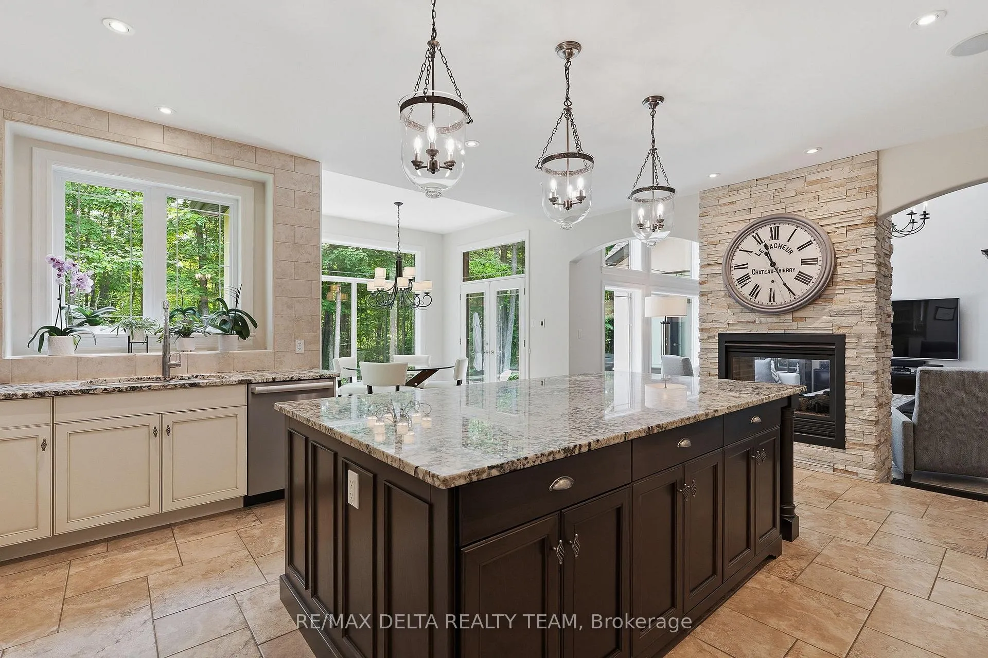 Photo 15 of 1353 Jules Leger Drive, Ottawa, Cumberland Estates — HOMEH