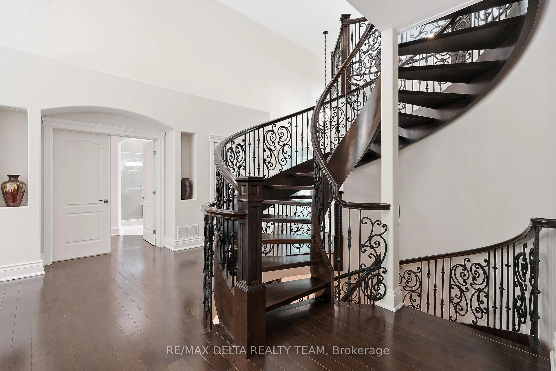 Photo 26 of 1353 Jules Leger Drive, Ottawa, Cumberland Estates — HOMEH