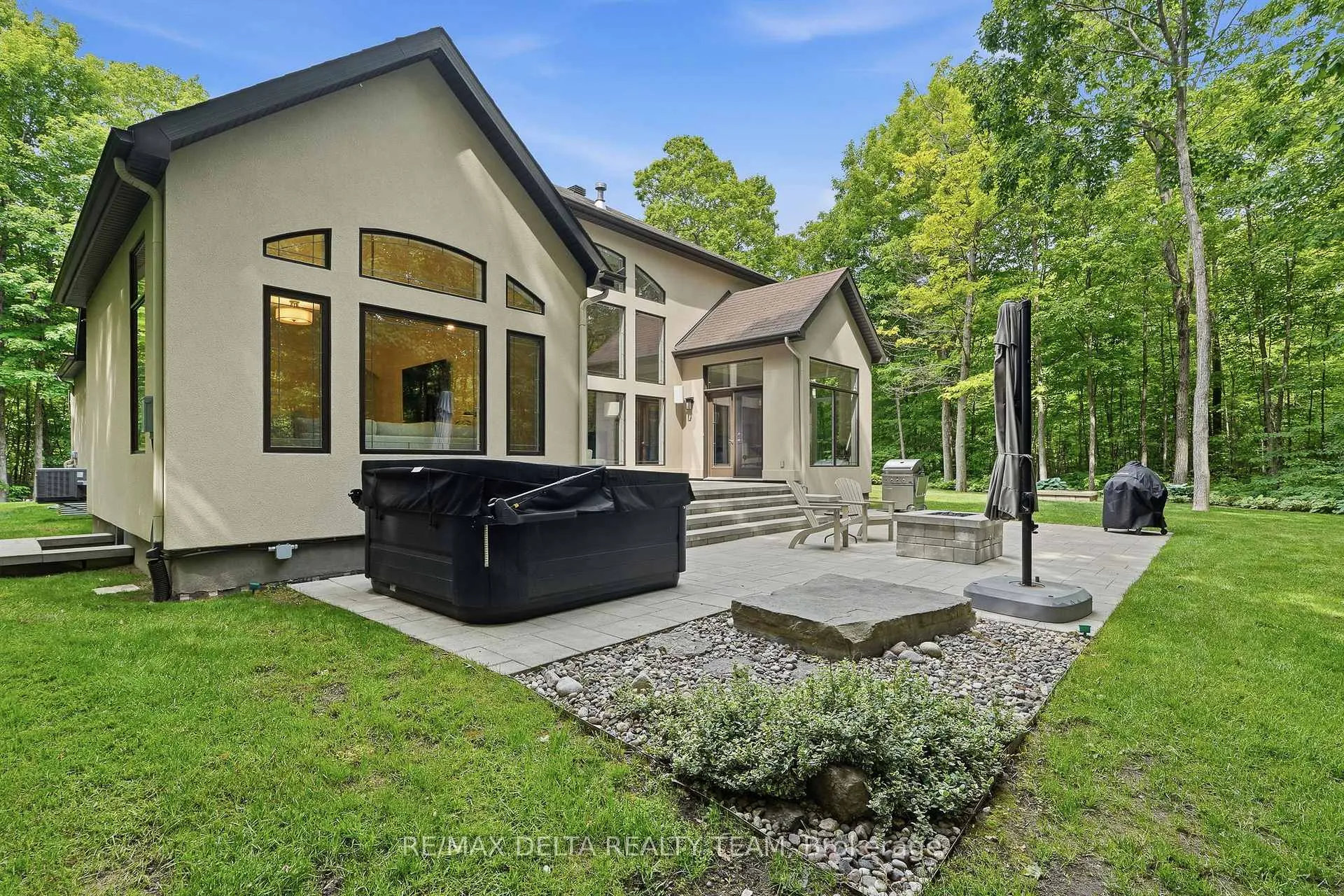 Photo 44 of 1353 Jules Leger Drive, Ottawa, Cumberland Estates — HOMEH