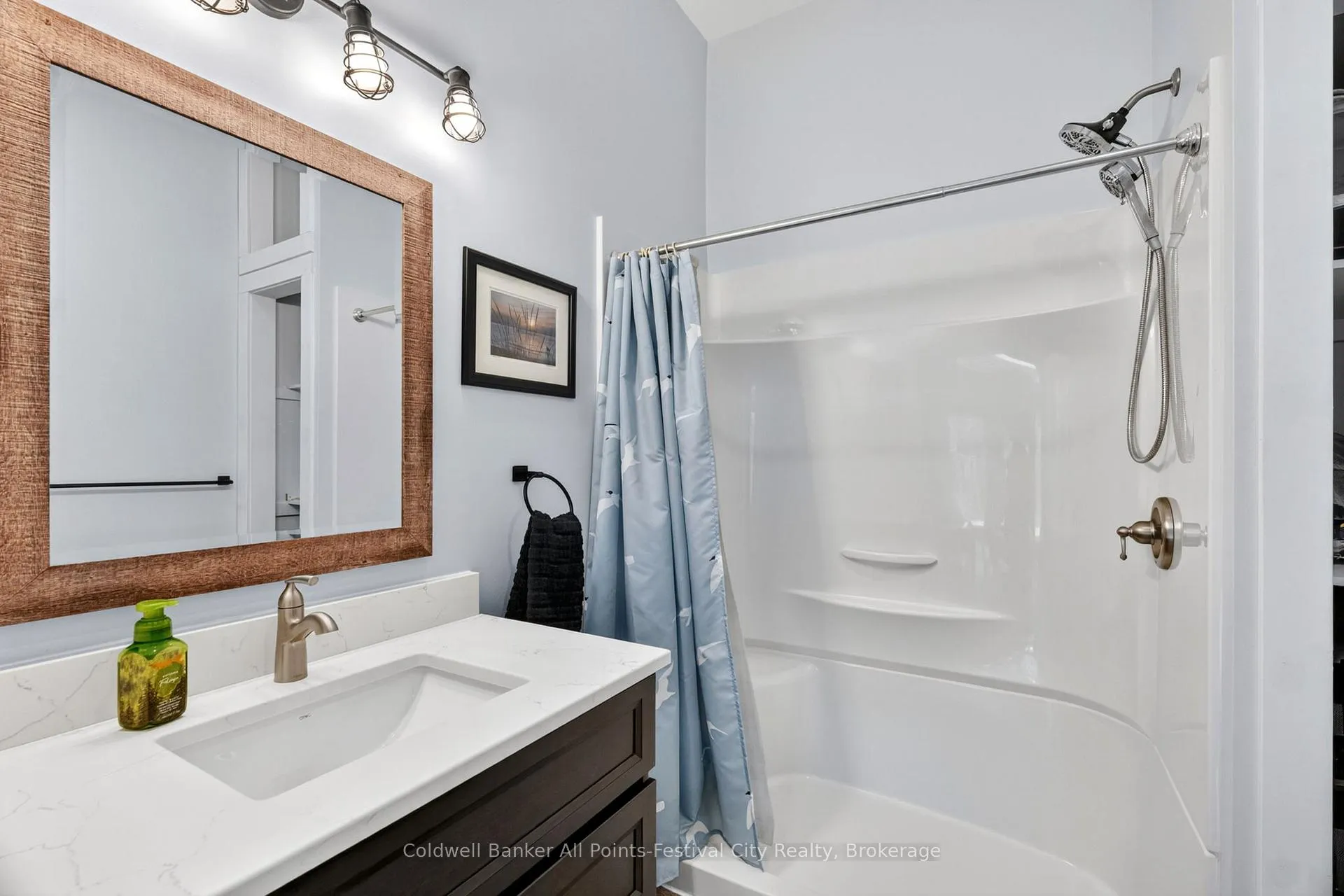 Photo 10 of 30 Bluewater Drive, Central Huron, Goderich — HOMEH