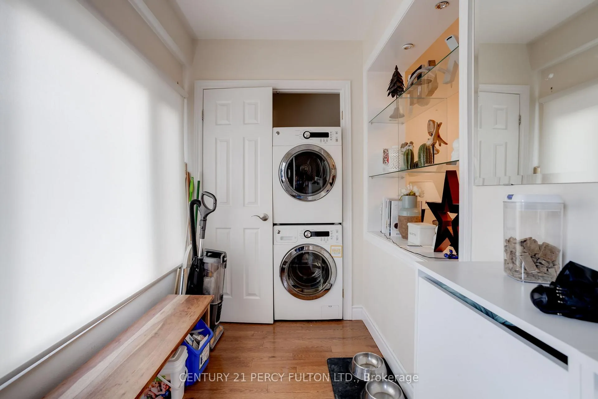 Photo 14 of Unit Main, 209 Coxwell Avenue, Toronto, Greenwood-Coxwell — HOMEH