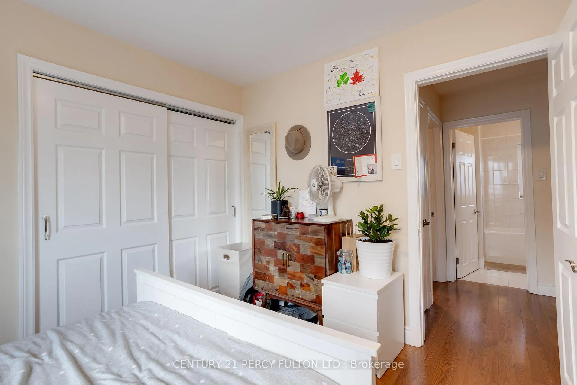 Photo 17 of Unit Main, 209 Coxwell Avenue, Toronto, Greenwood-Coxwell — HOMEH
