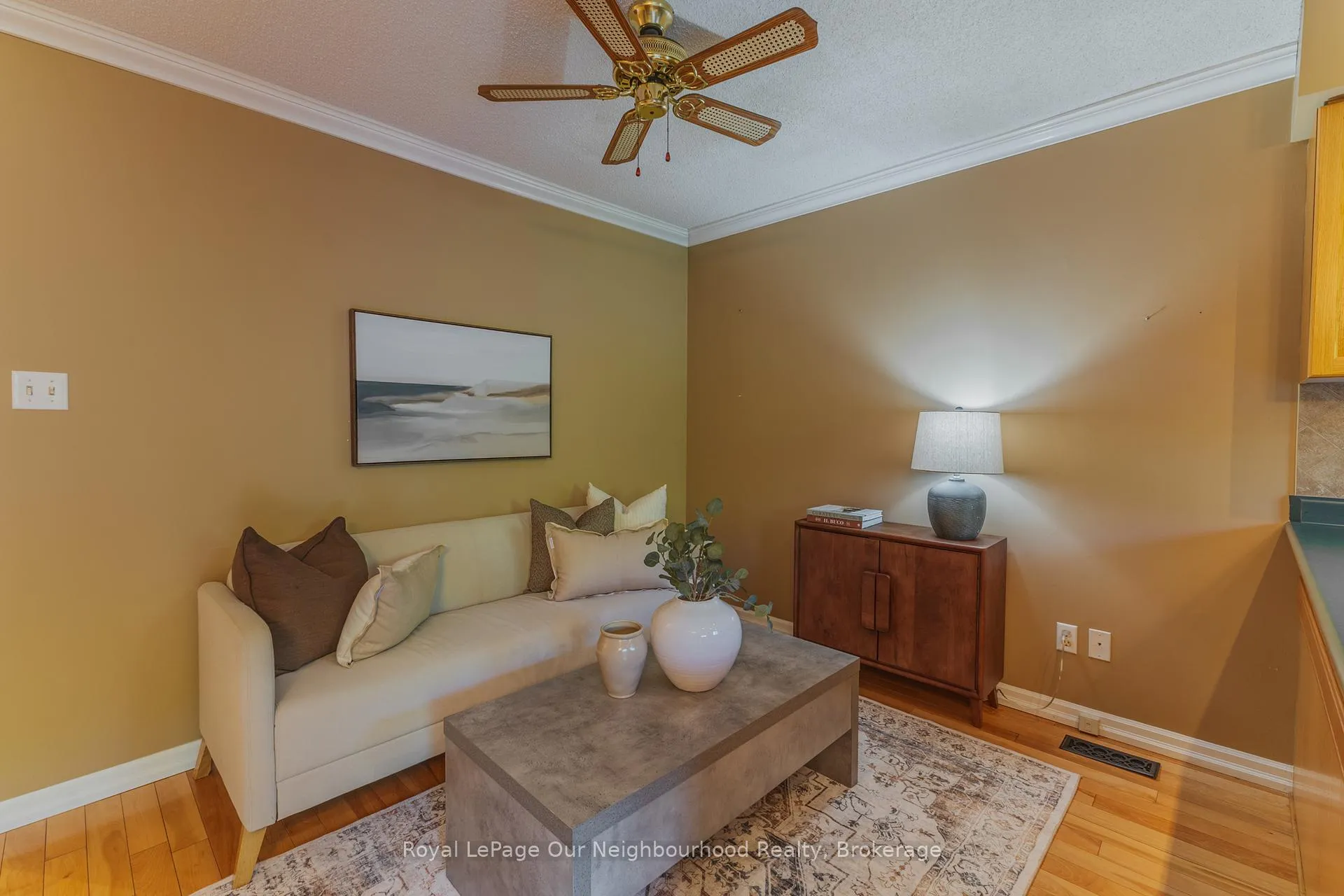 Photo 9 of Unit 23, 811 Wilson Road N, Oshawa, Pinecrest — HOMEH