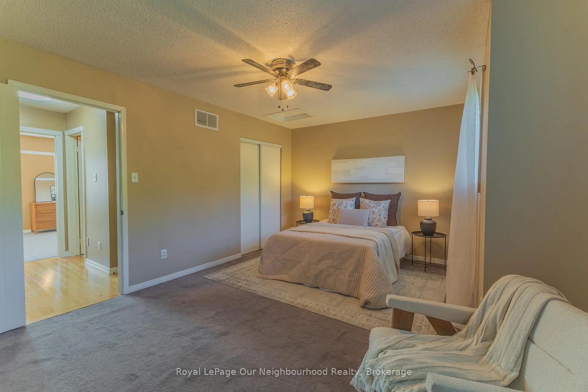 Photo 15 of Unit 23, 811 Wilson Road N, Oshawa, Pinecrest — HOMEH
