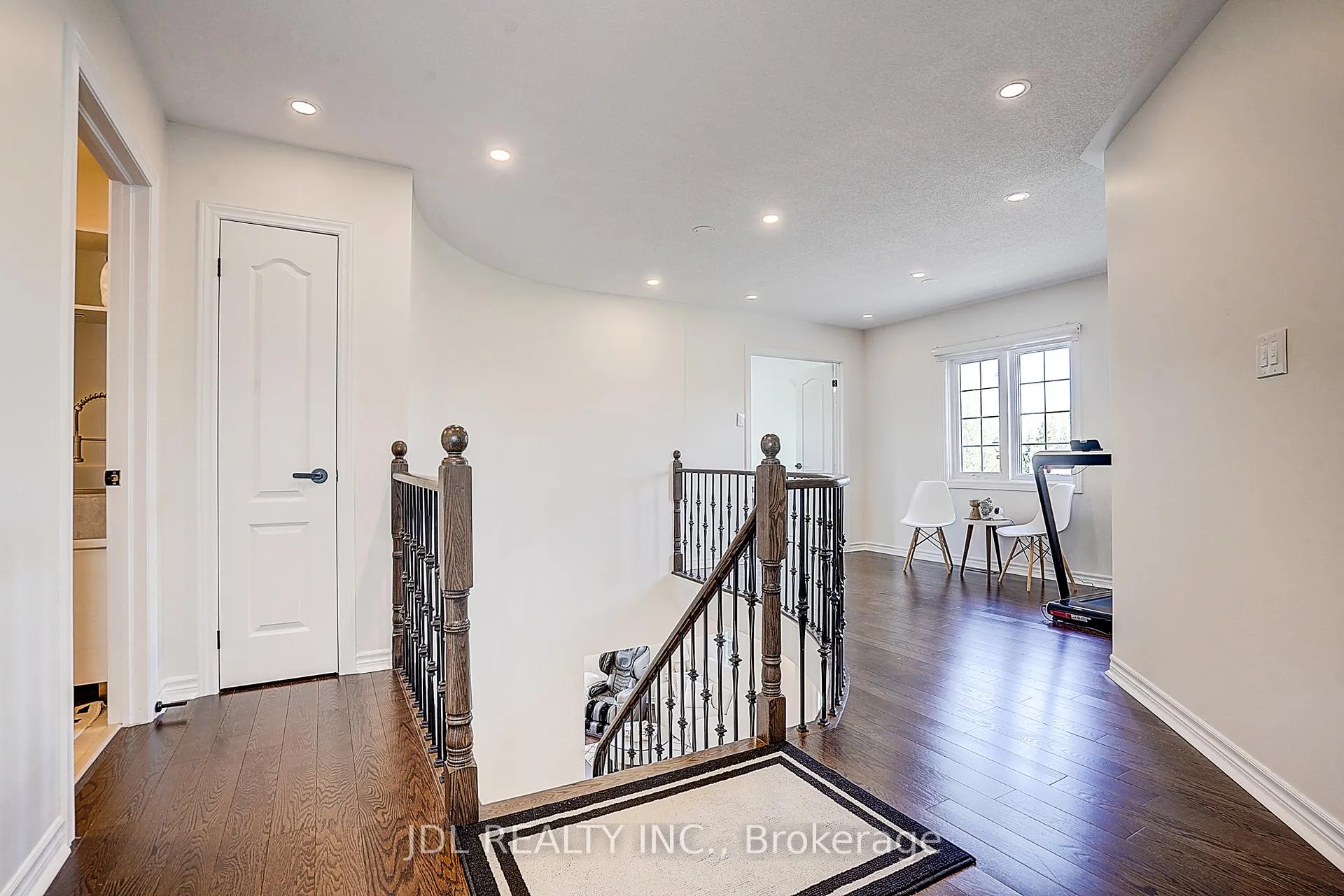 Photo 8 of 1 Miramar Drive, Markham, Greensborough — HOMEH