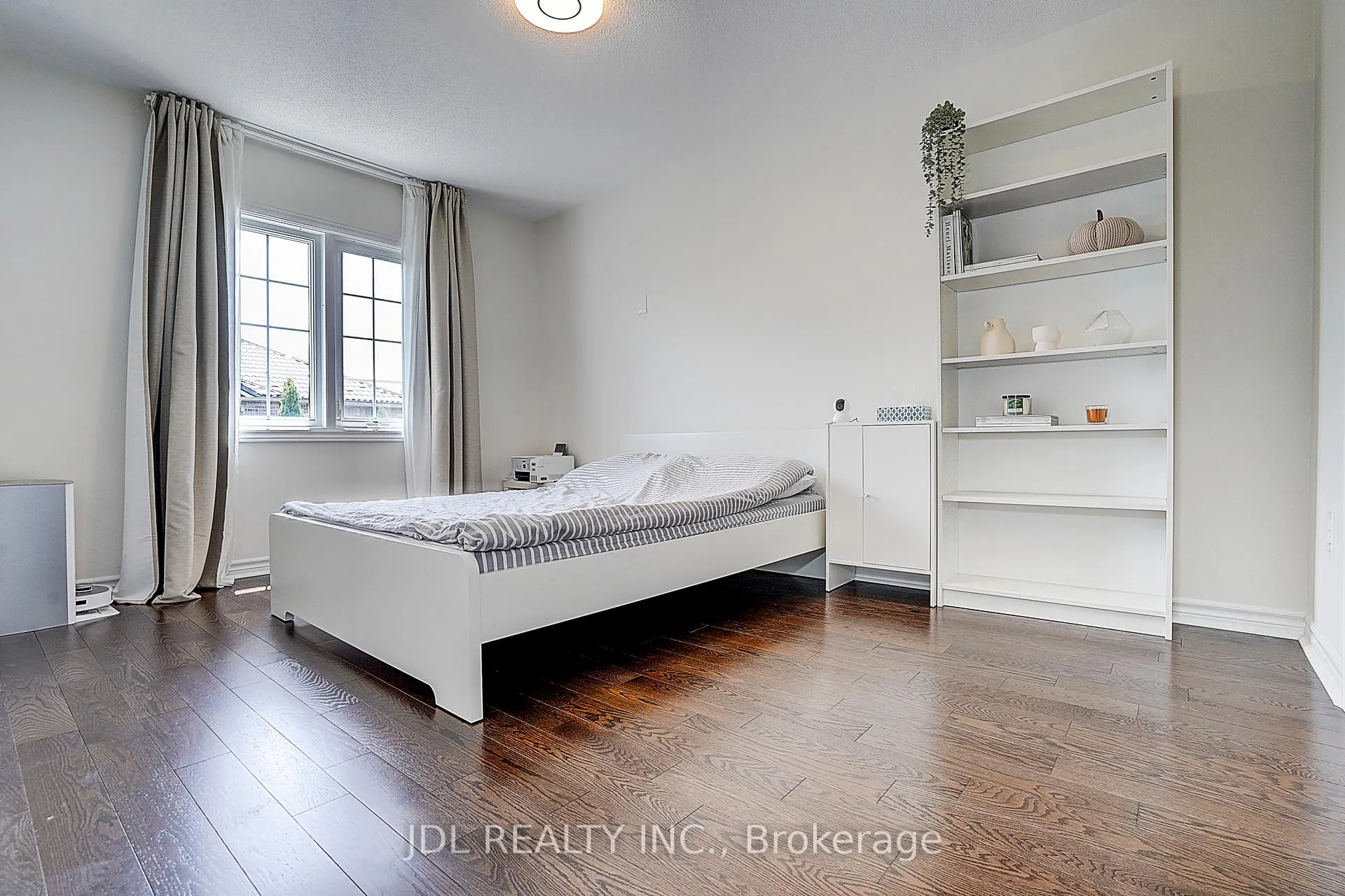 Photo 12 of 1 Miramar Drive, Markham, Greensborough — HOMEH