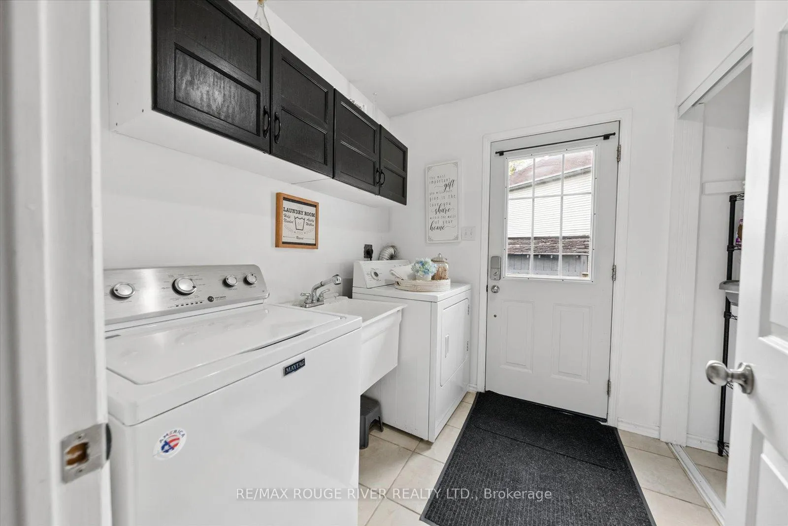 Photo 15 of 6 Snowden Court, Clarington, Newcastle — HOMEH