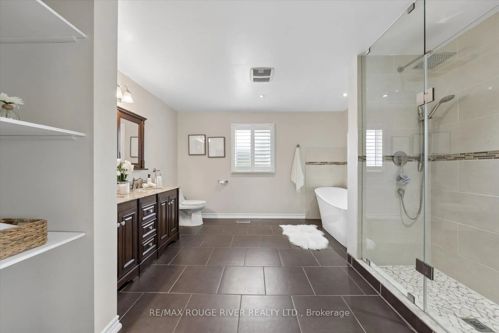 Photo 18 of 6 Snowden Court, Clarington, Newcastle — HOMEH