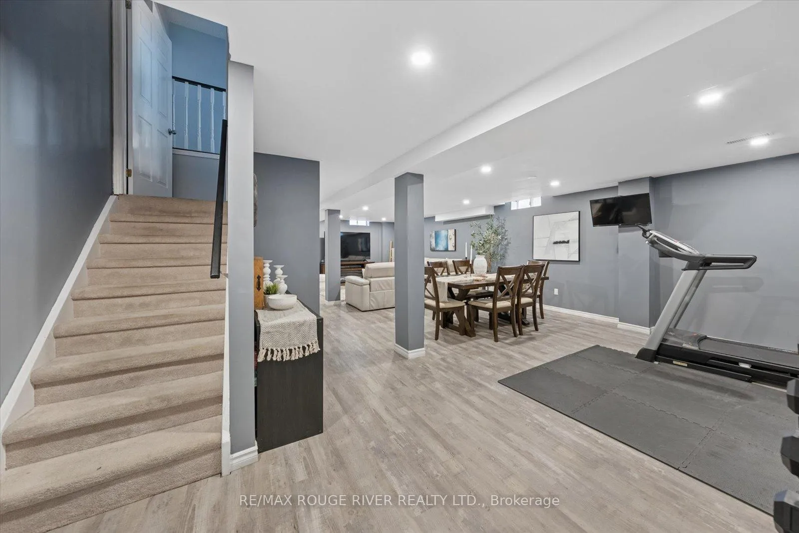 Photo 27 of 6 Snowden Court, Clarington, Newcastle — HOMEH