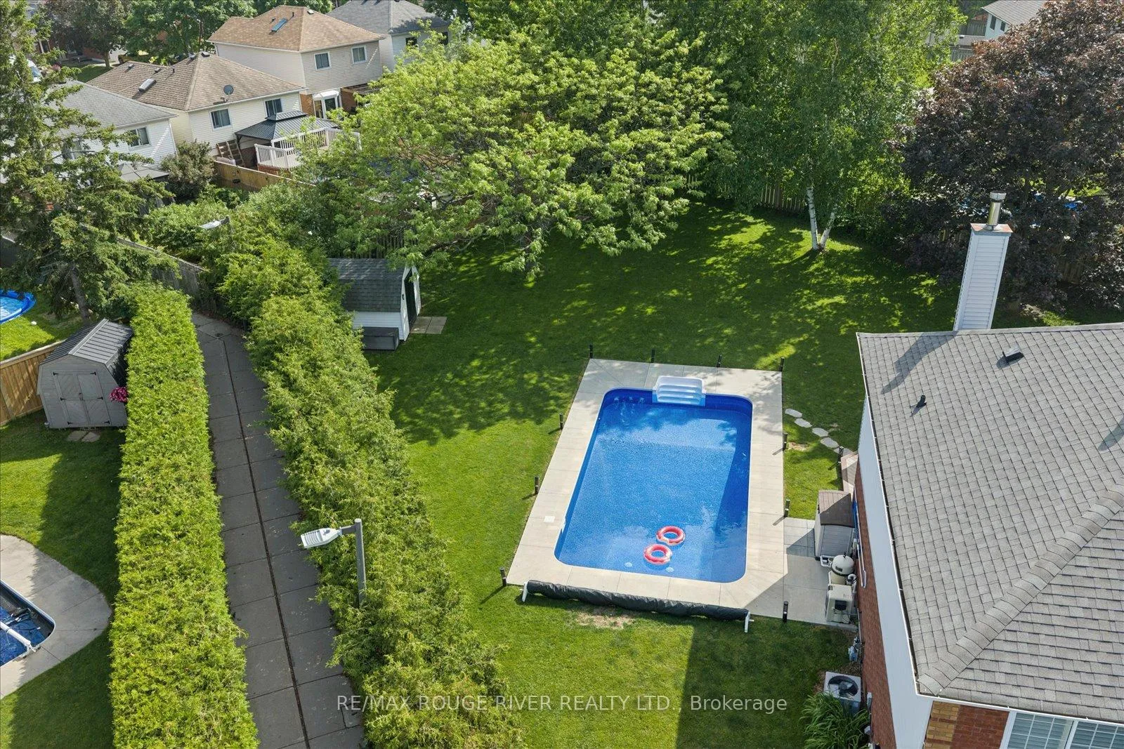 Photo 43 of 6 Snowden Court, Clarington, Newcastle — HOMEH