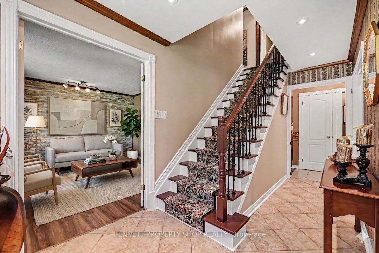Photo 6 of 78 Meadowbank Drive, Ottawa, Briargreen — HOMEH