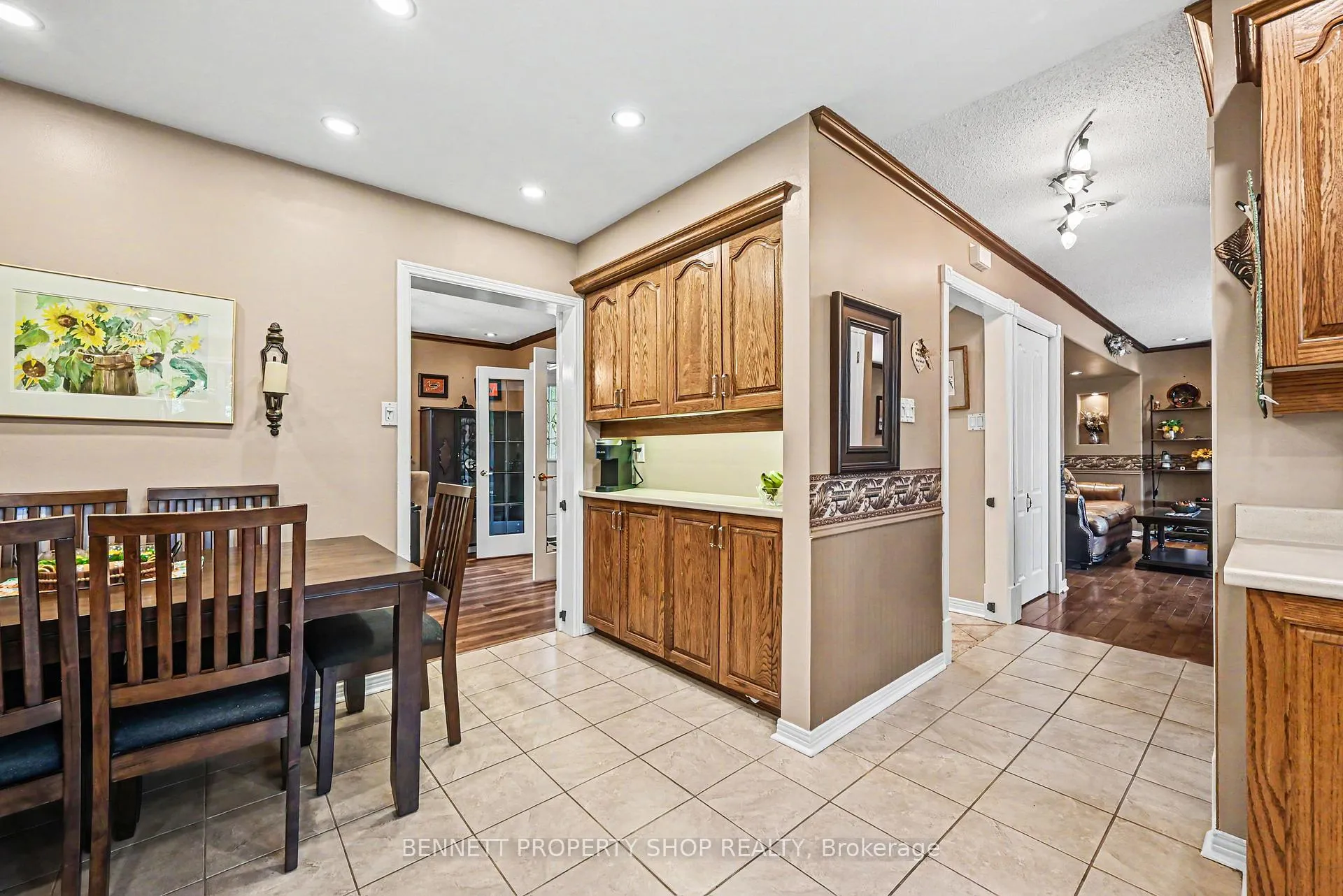 Photo 11 of 78 Meadowbank Drive, Ottawa, Briargreen — HOMEH