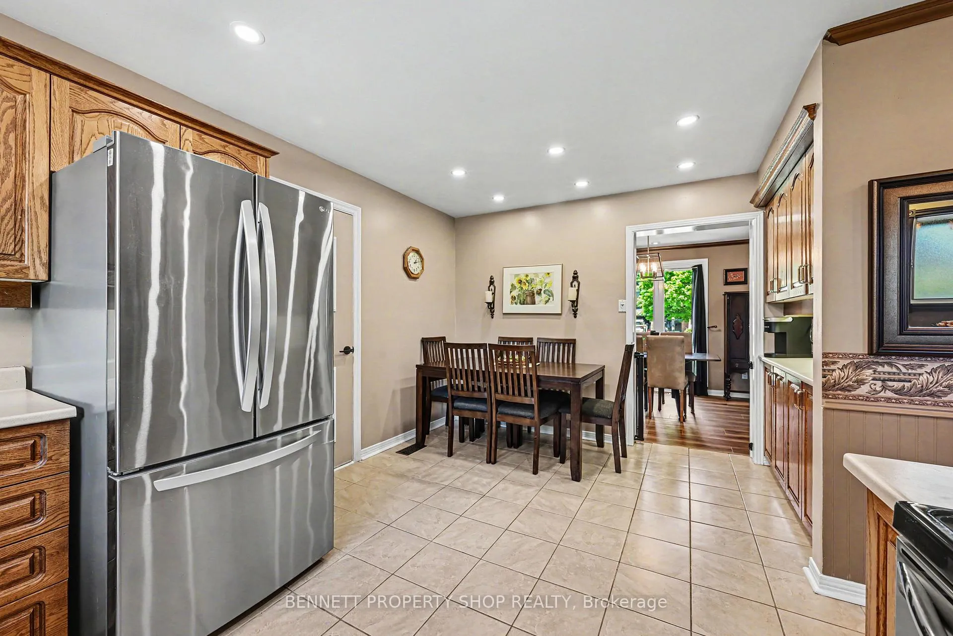 Photo 12 of 78 Meadowbank Drive, Ottawa, Briargreen — HOMEH