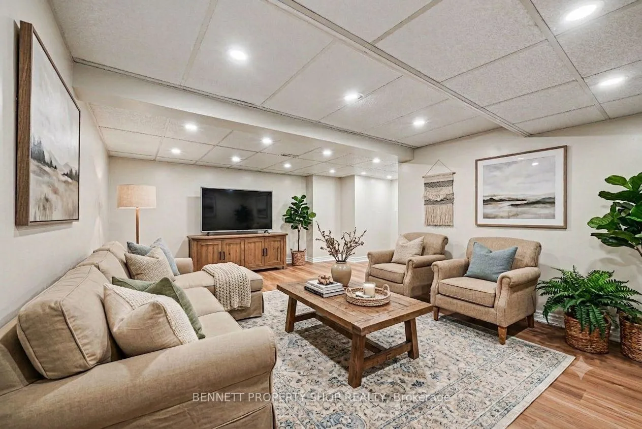 Photo 22 of 78 Meadowbank Drive, Ottawa, Briargreen — HOMEH