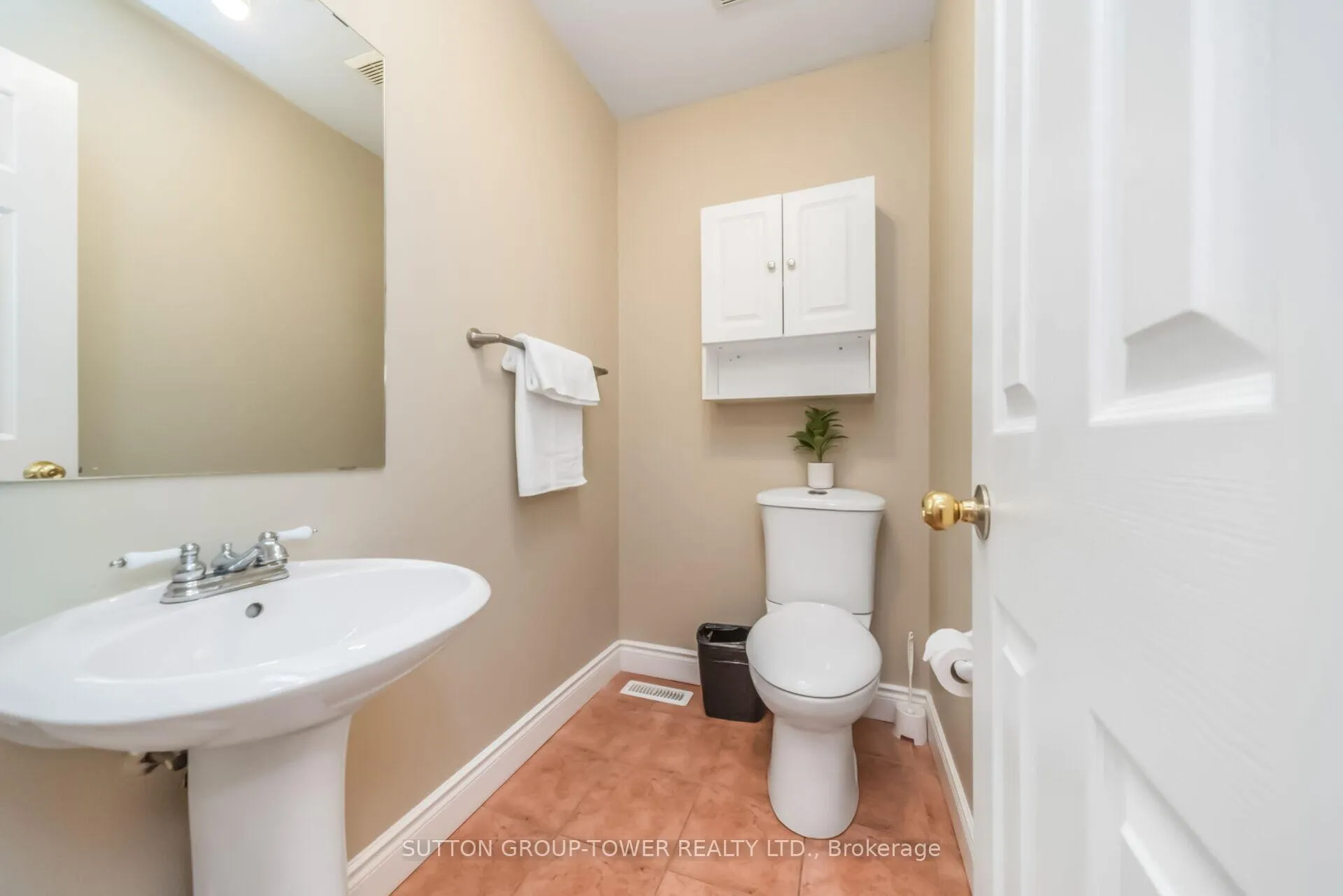 Photo 24 of 3 Arthurs Crescent, Brampton, Fletcher's West — HOMEH