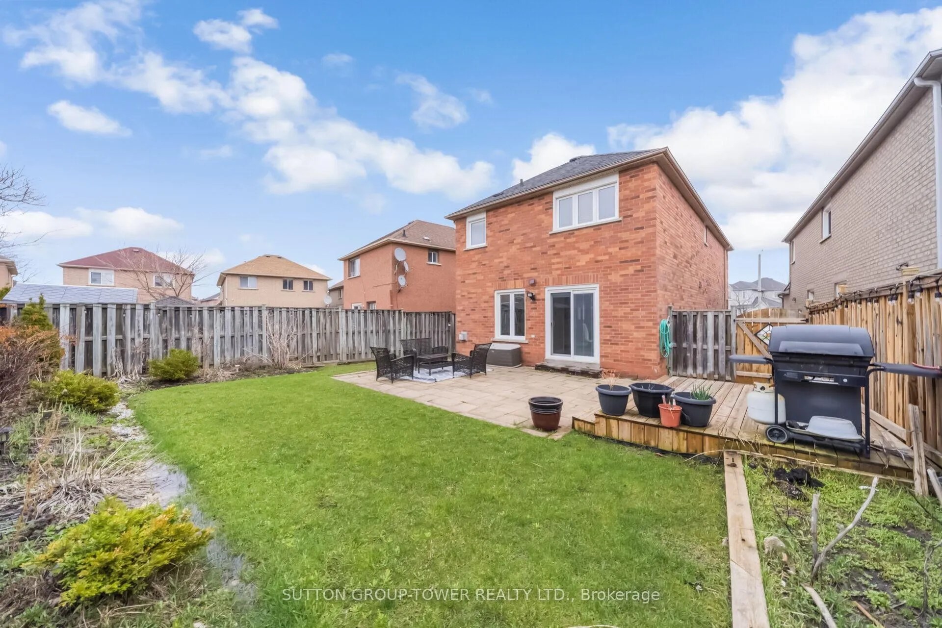 Photo 44 of 3 Arthurs Crescent, Brampton, Fletcher's West — HOMEH