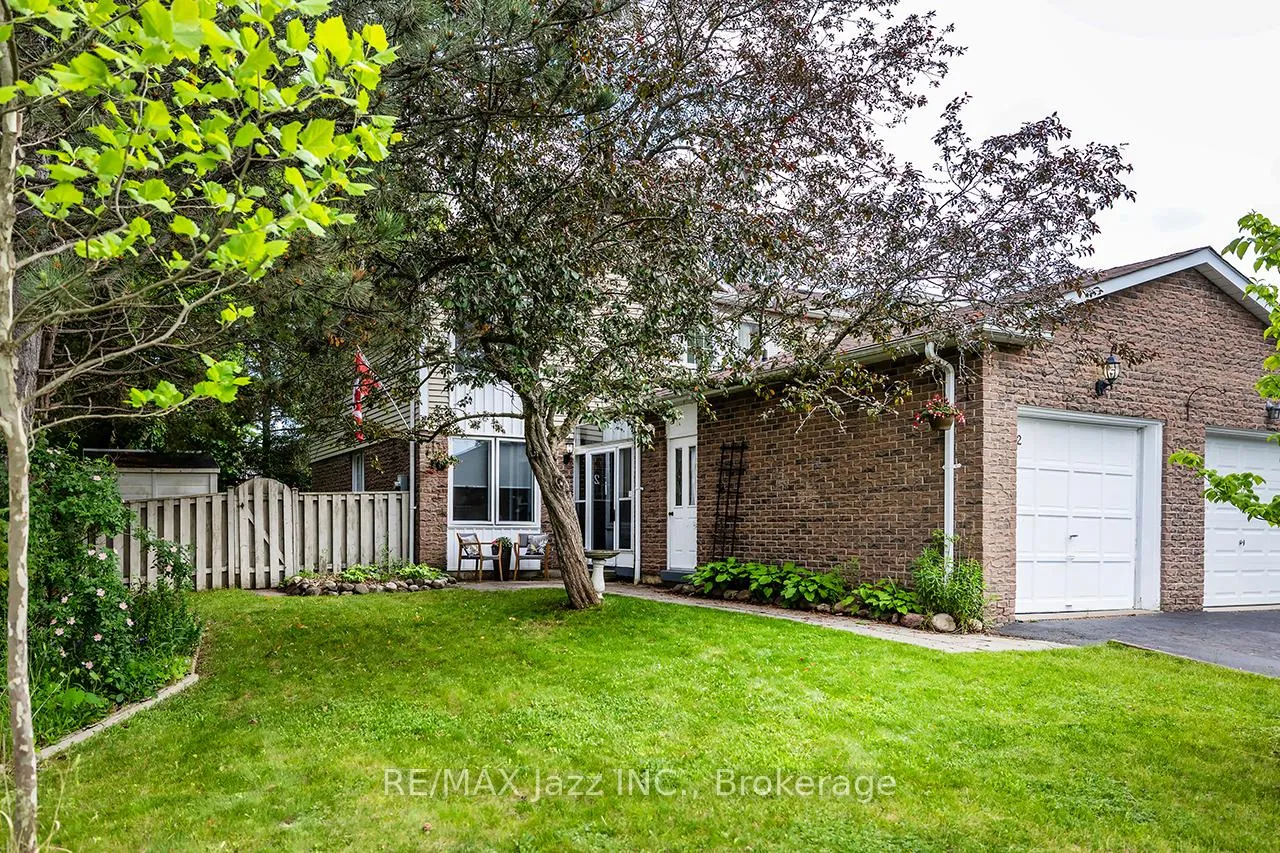 Photo 1 of 2 Barrow Court, Whitby, Lynde Creek — HOMEH