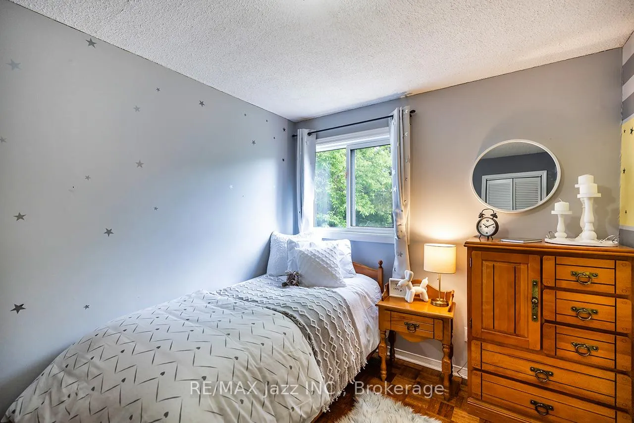 Photo 26 of 2 Barrow Court, Whitby, Lynde Creek — HOMEH