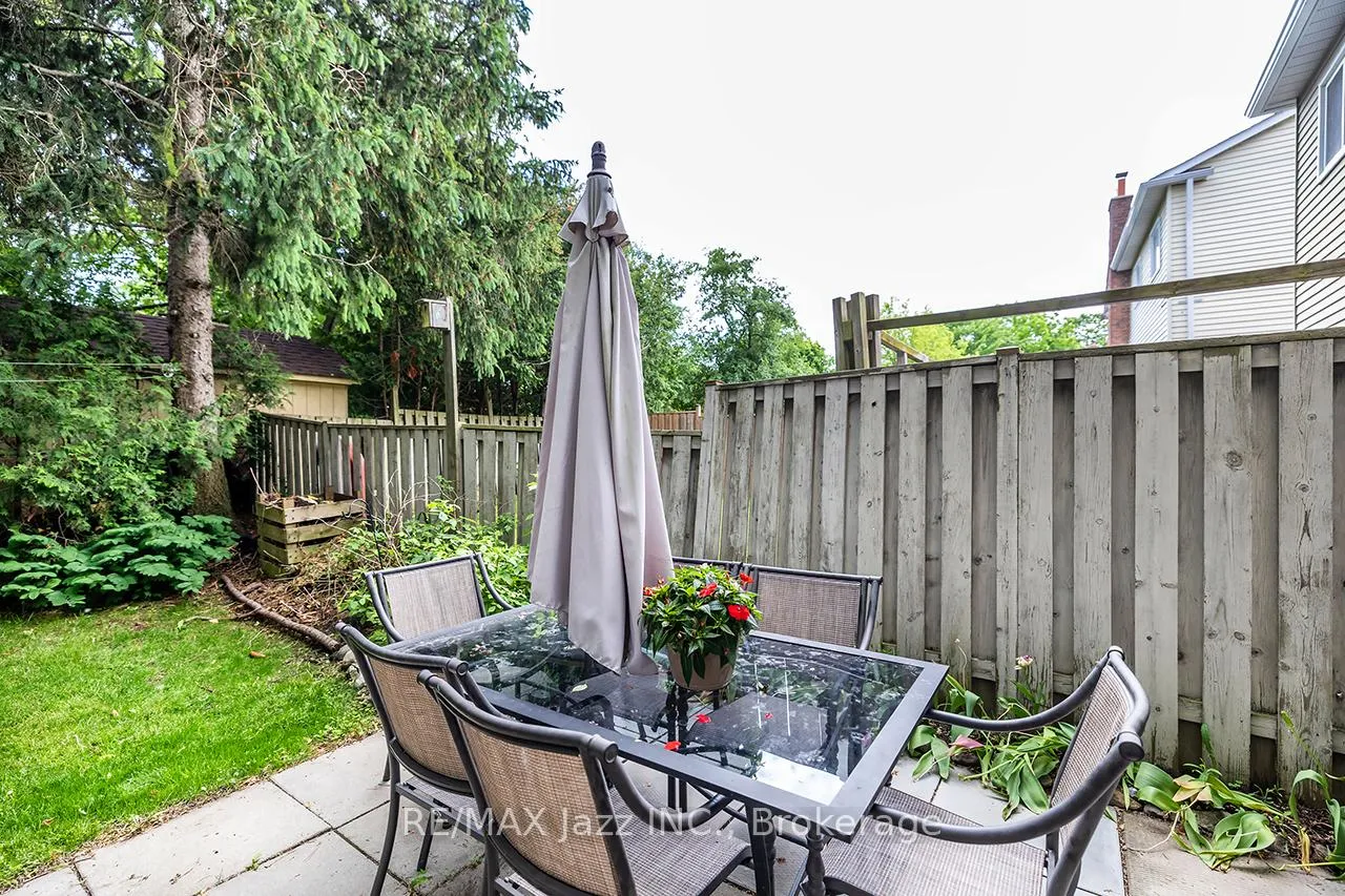 Photo 33 of 2 Barrow Court, Whitby, Lynde Creek — HOMEH