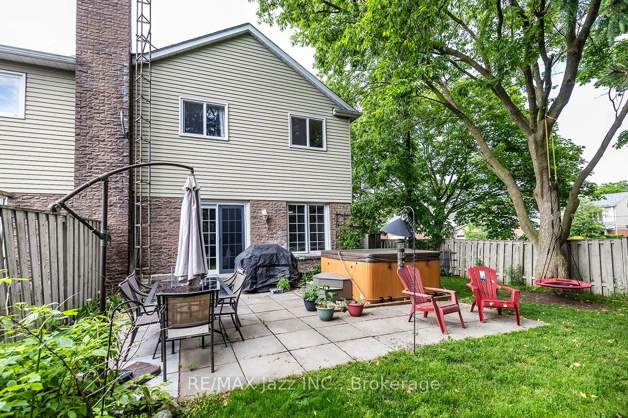 Photo 35 of 2 Barrow Court, Whitby, Lynde Creek — HOMEH