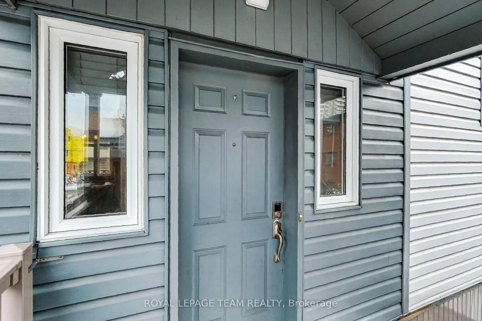 Photo 5 of Unit 13, 817 High Street, Ottawa, Britannia Heights — HOMEH
