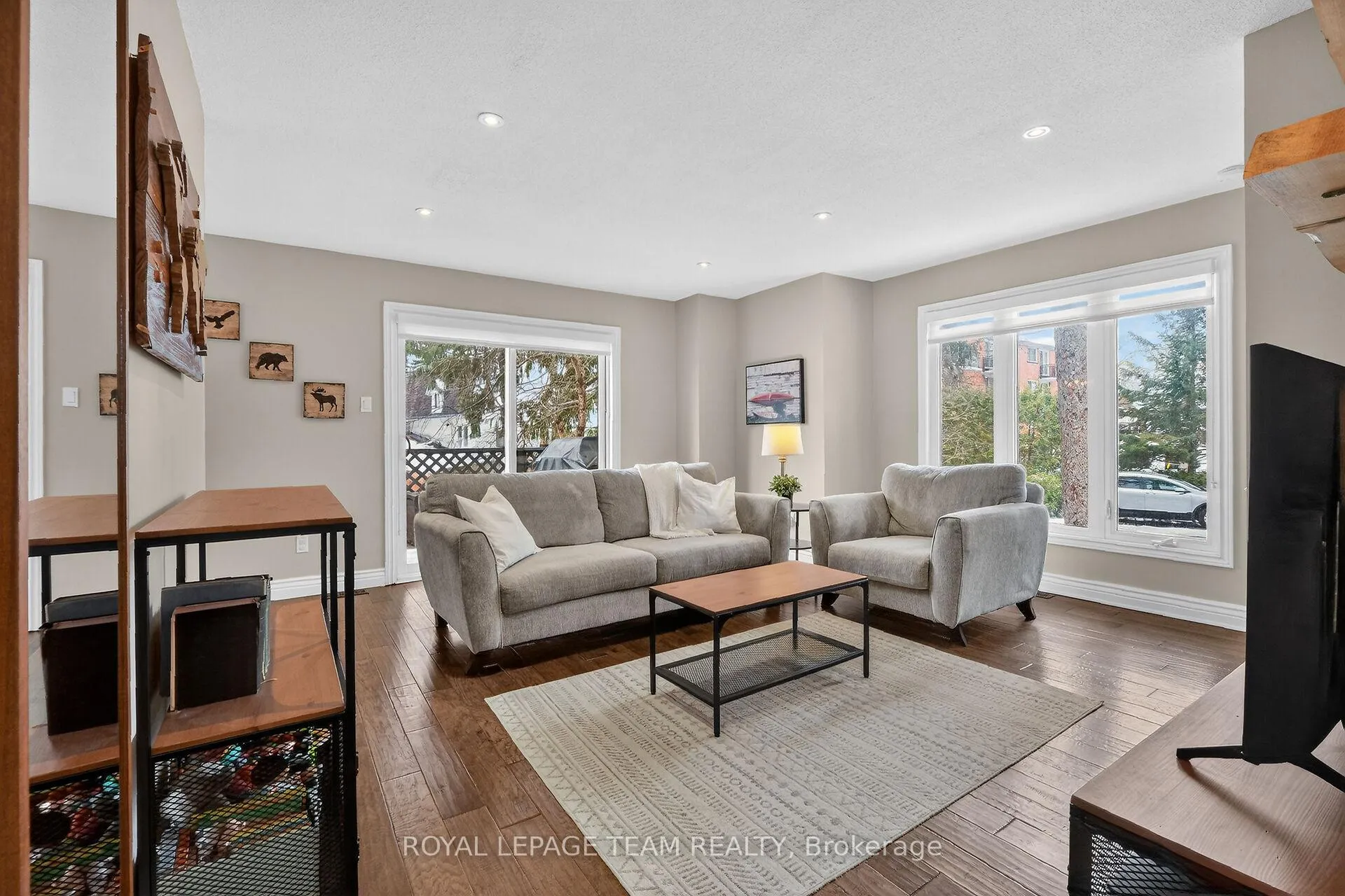 Photo 7 of Unit 13, 817 High Street, Ottawa, Britannia Heights — HOMEH
