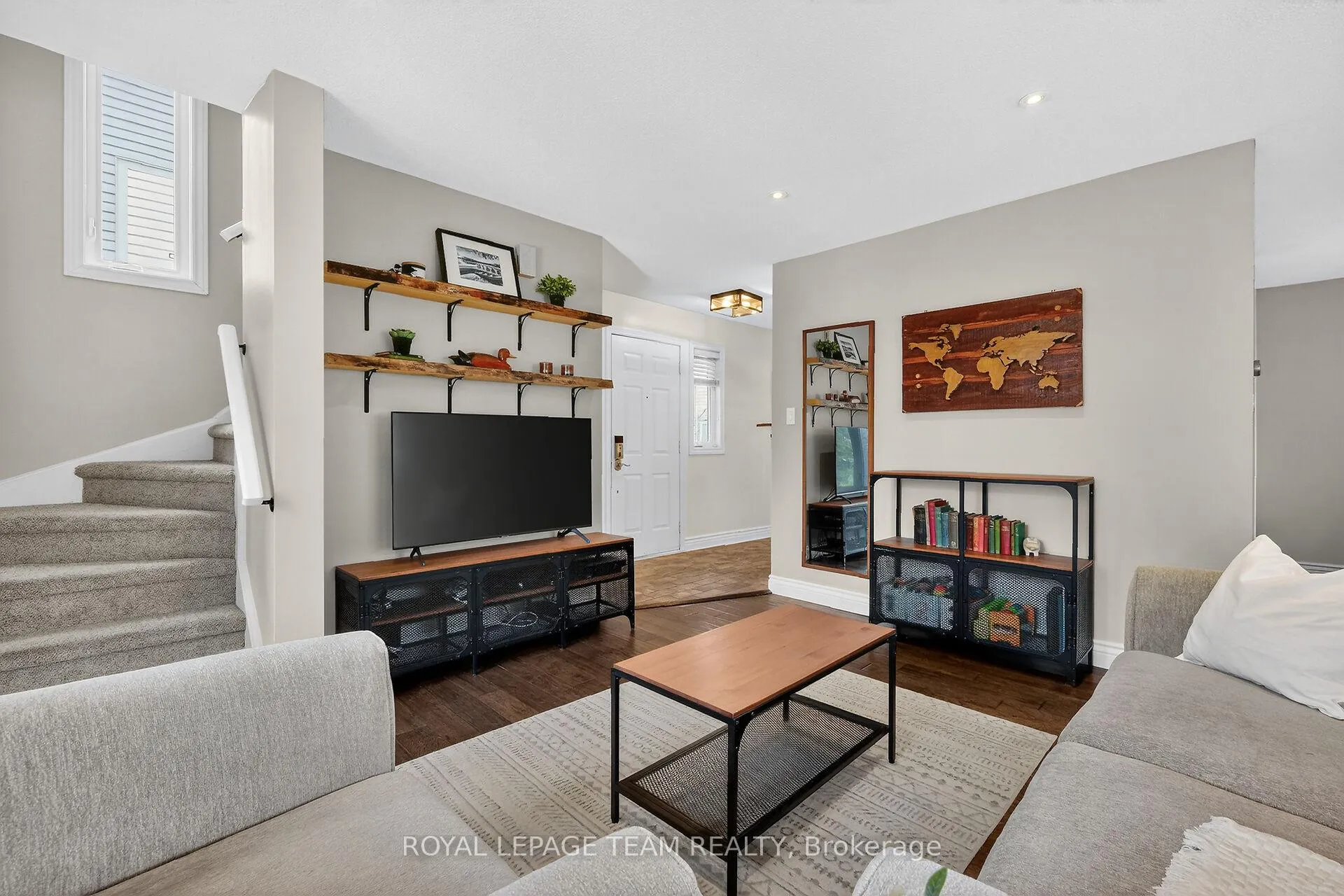 Photo 9 of Unit 13, 817 High Street, Ottawa, Britannia Heights — HOMEH