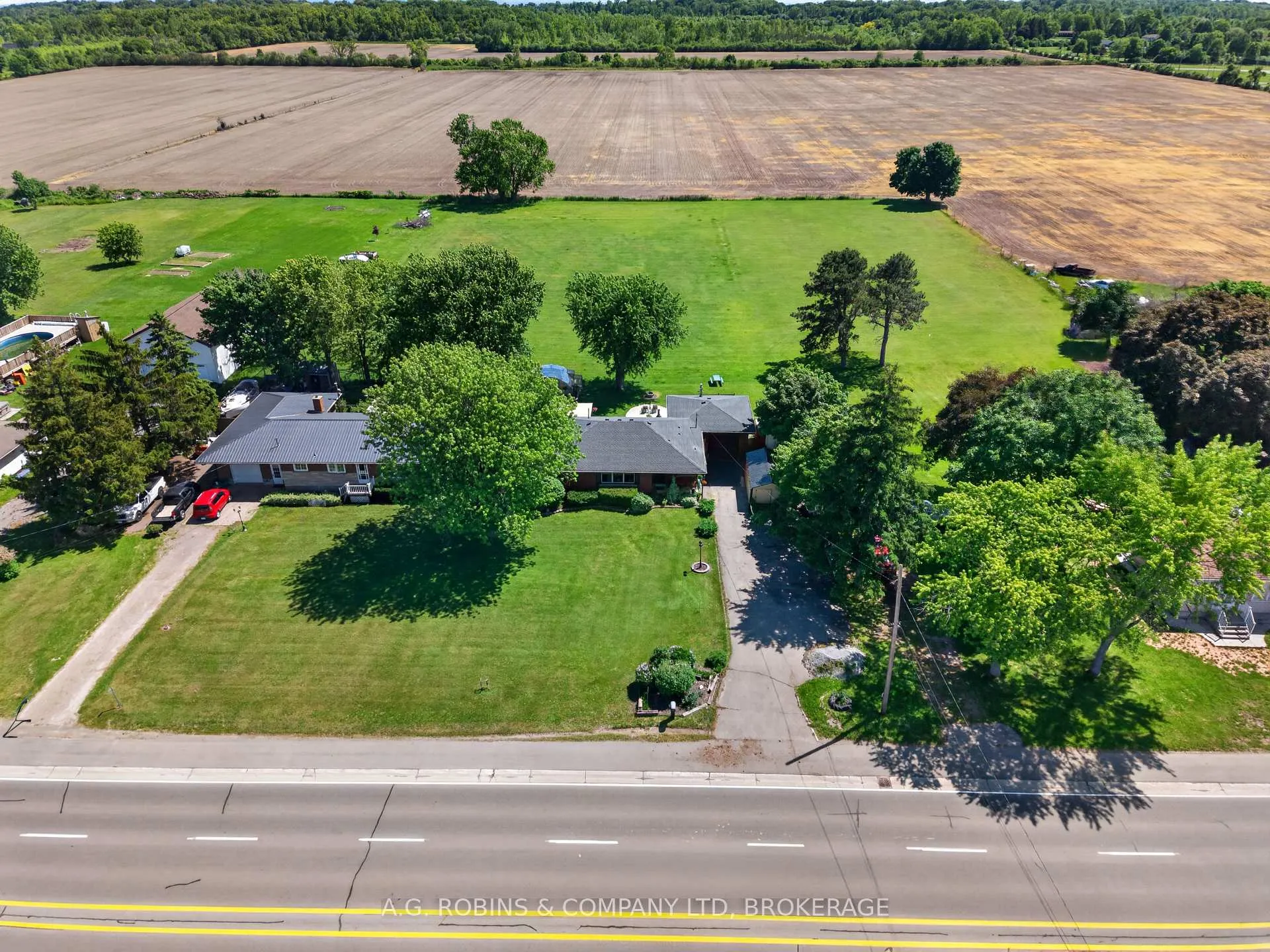 Photo 2 of 3119 #3 Highway E, Port Colborne, Sherkston — HOMEH