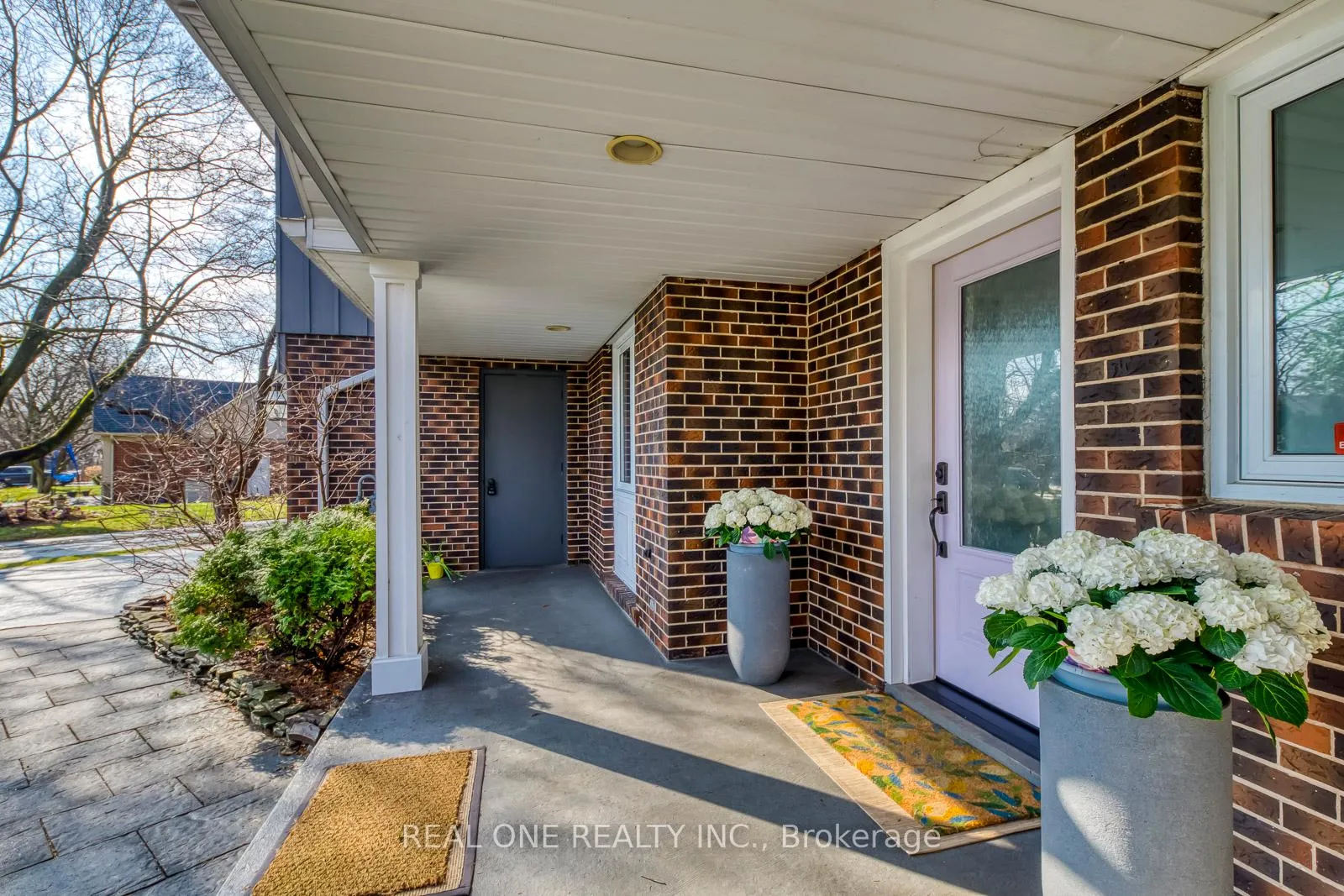 Photo 5 of 179 Shanley Terrace, Oakville, West — HOMEH