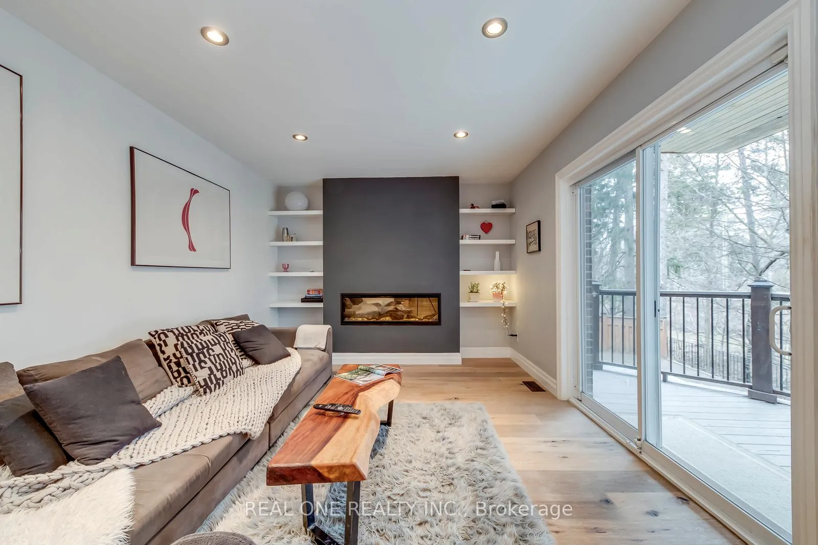 Photo 9 of 179 Shanley Terrace, Oakville, West — HOMEH