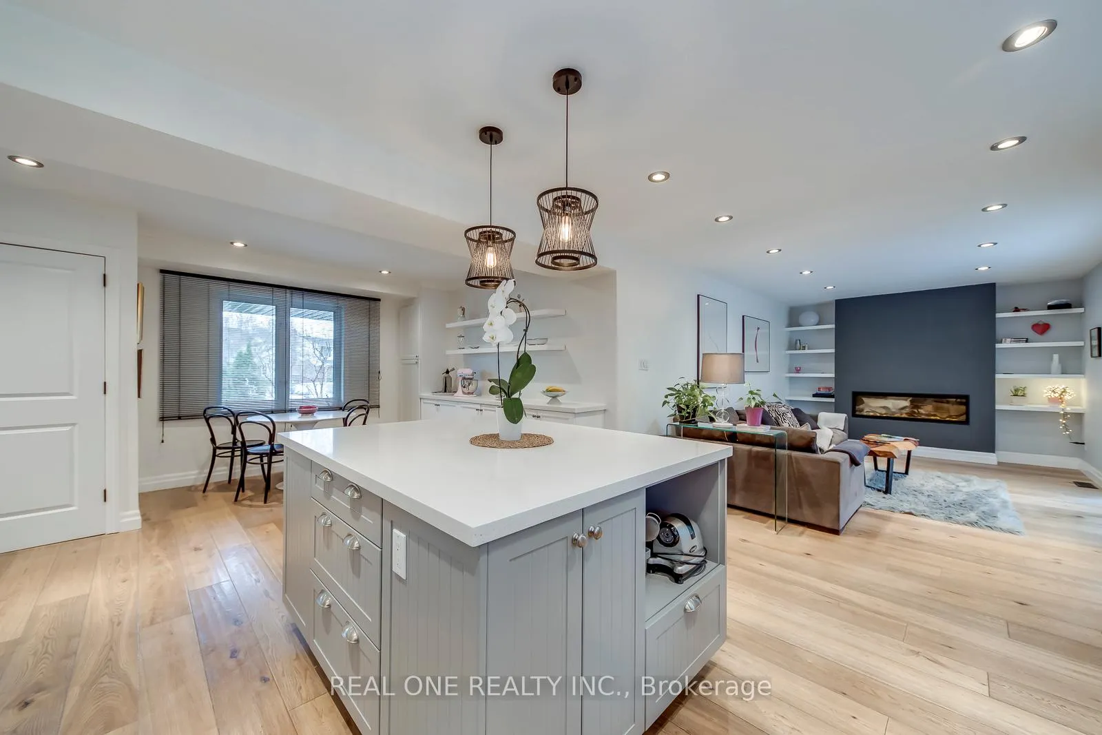 Photo 15 of 179 Shanley Terrace, Oakville, West — HOMEH