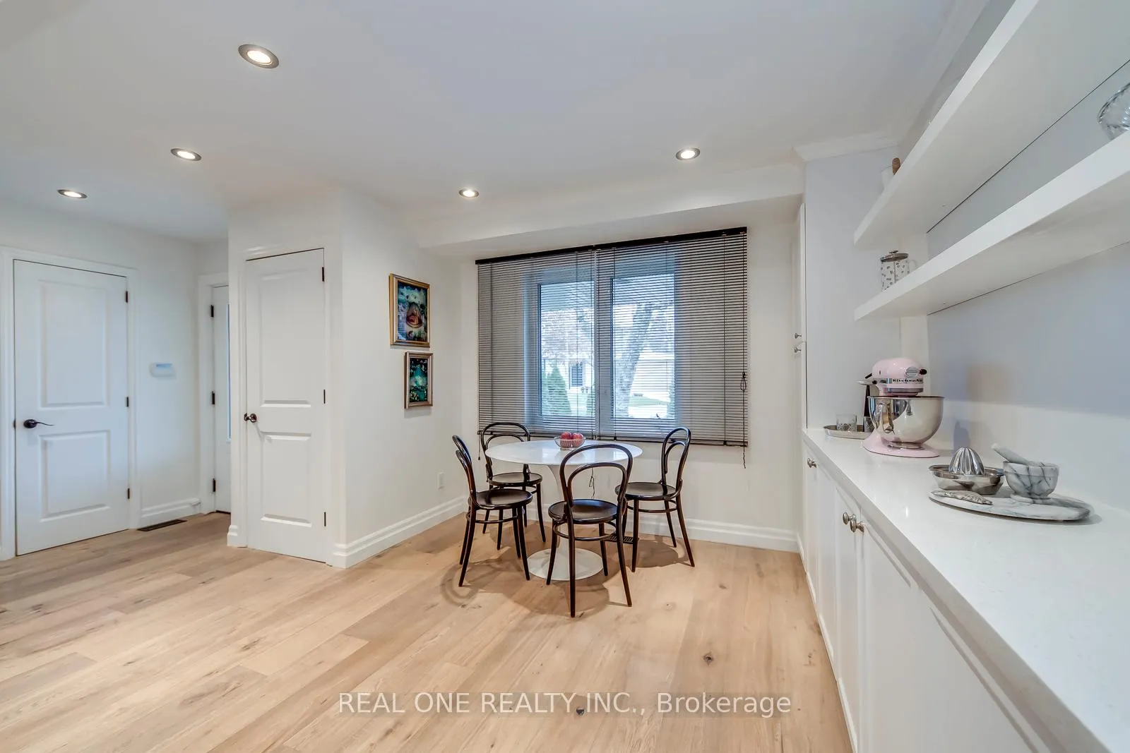 Photo 16 of 179 Shanley Terrace, Oakville, West — HOMEH