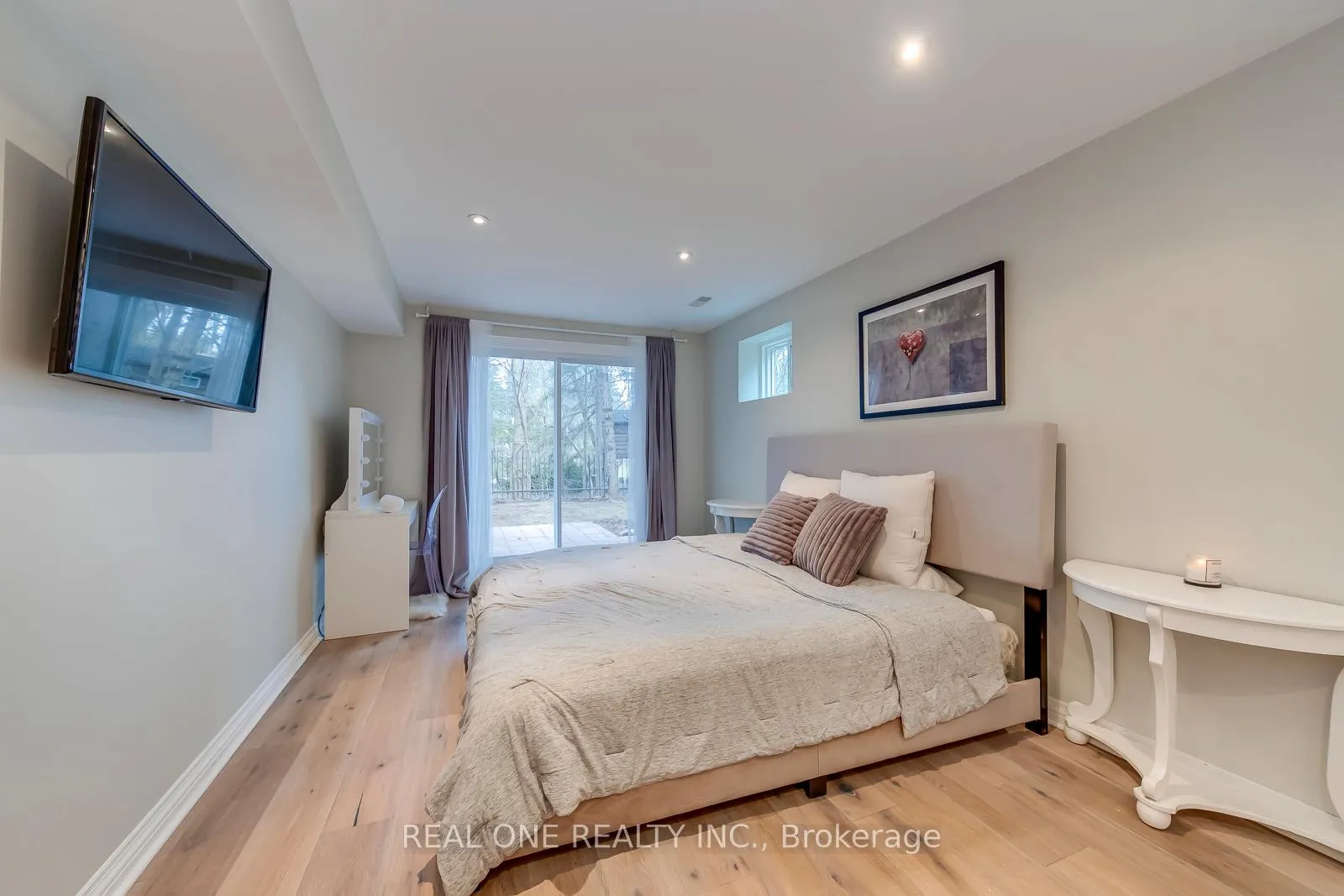 Photo 34 of 179 Shanley Terrace, Oakville, West — HOMEH
