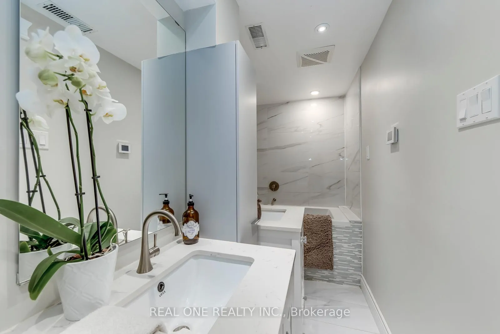 Photo 35 of 179 Shanley Terrace, Oakville, West — HOMEH