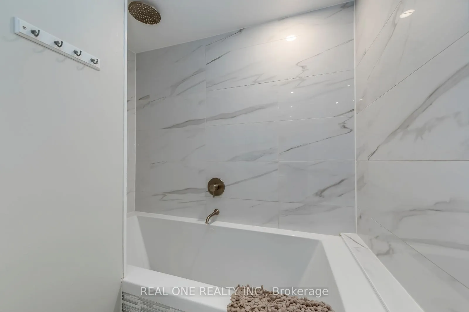 Photo 36 of 179 Shanley Terrace, Oakville, West — HOMEH