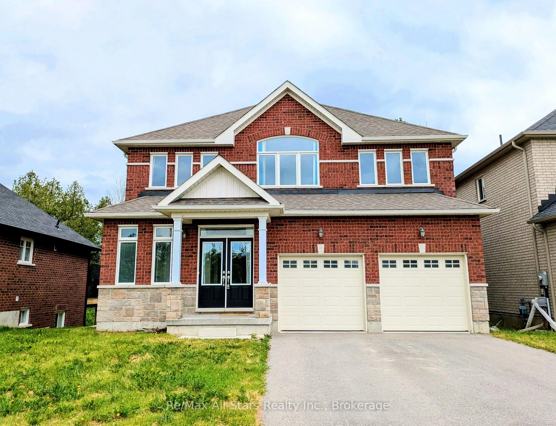 Photo 1 of 76 Alcorn Drive, Kawartha Lakes, Lindsay — HOMEH