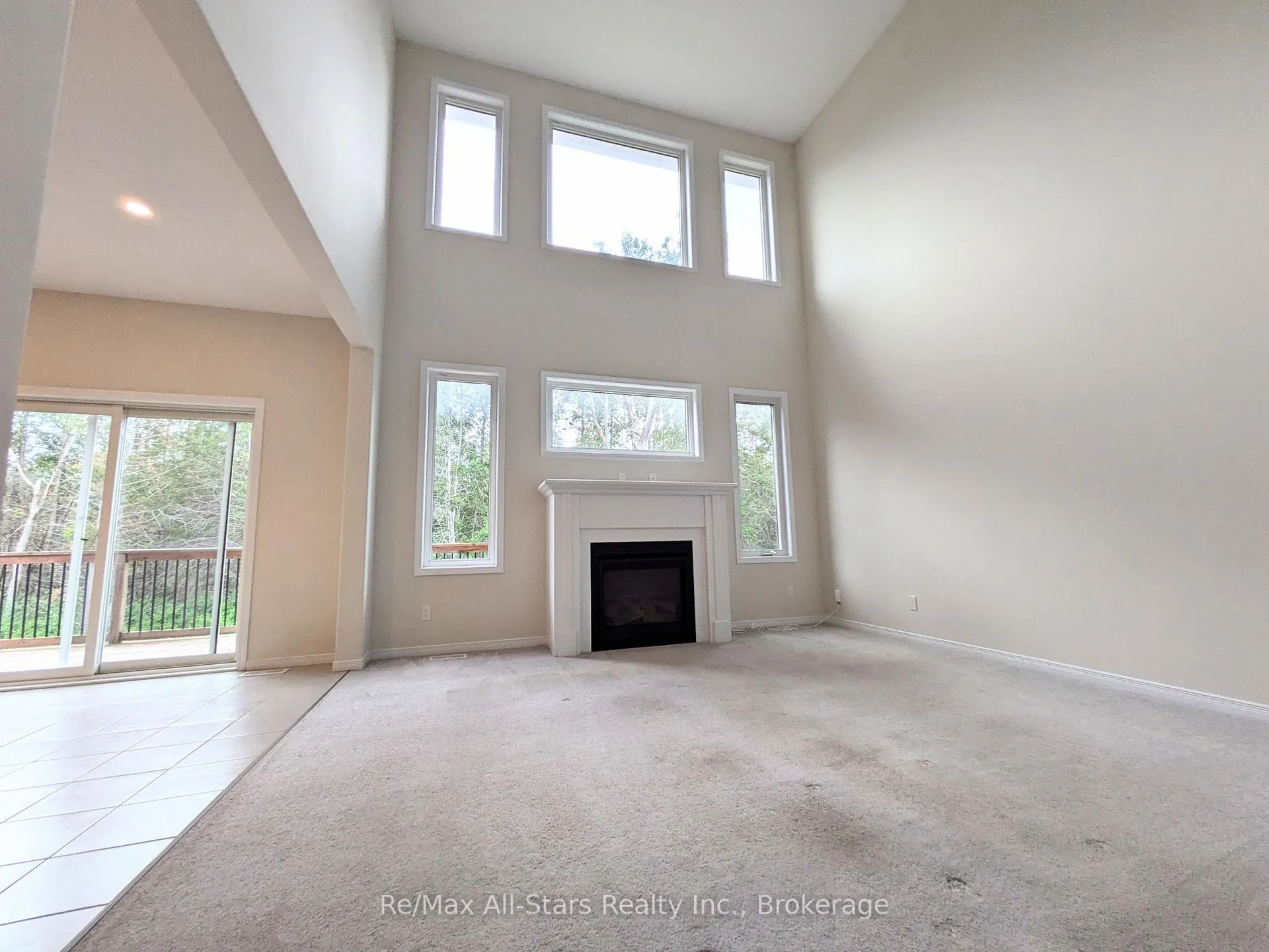 Photo 10 of 76 Alcorn Drive, Kawartha Lakes, Lindsay — HOMEH