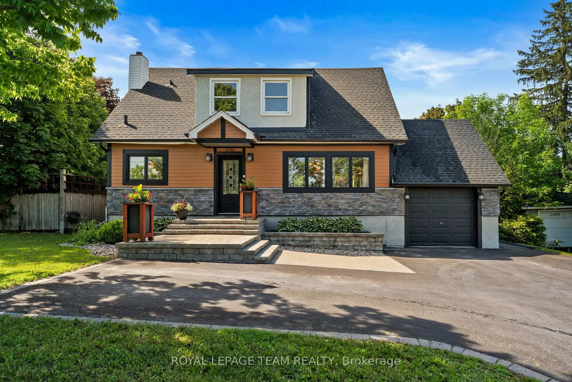 Photo 1 of 1386 Randall Avenue, Ottawa, Alta Vista — HOMEH