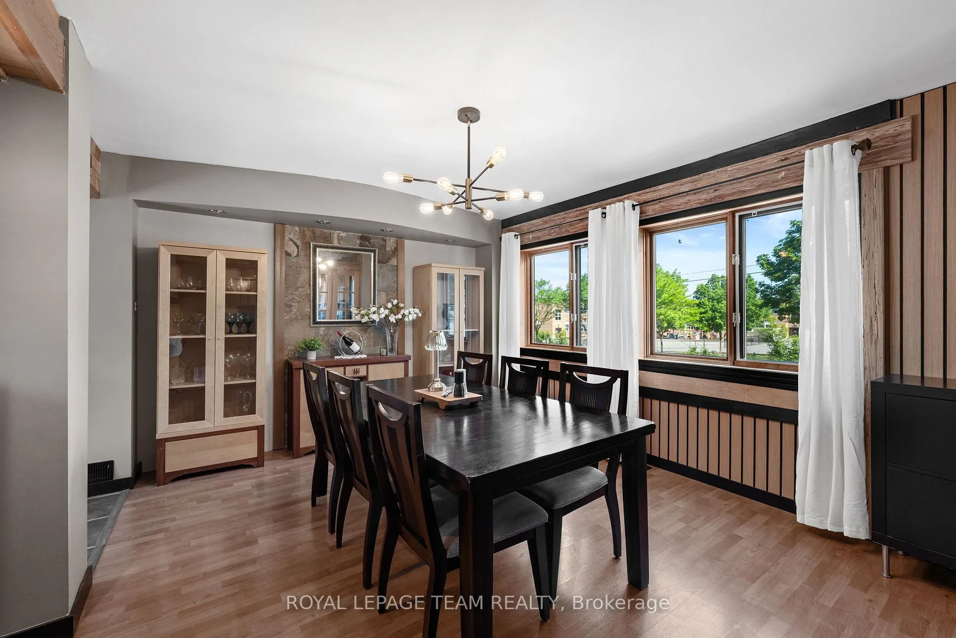 Photo 10 of 1386 Randall Avenue, Ottawa, Alta Vista — HOMEH