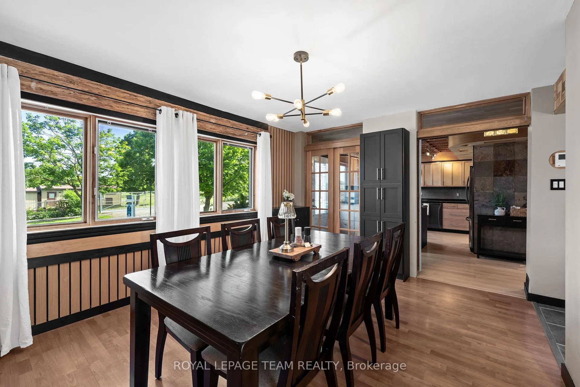 Photo 11 of 1386 Randall Avenue, Ottawa, Alta Vista — HOMEH