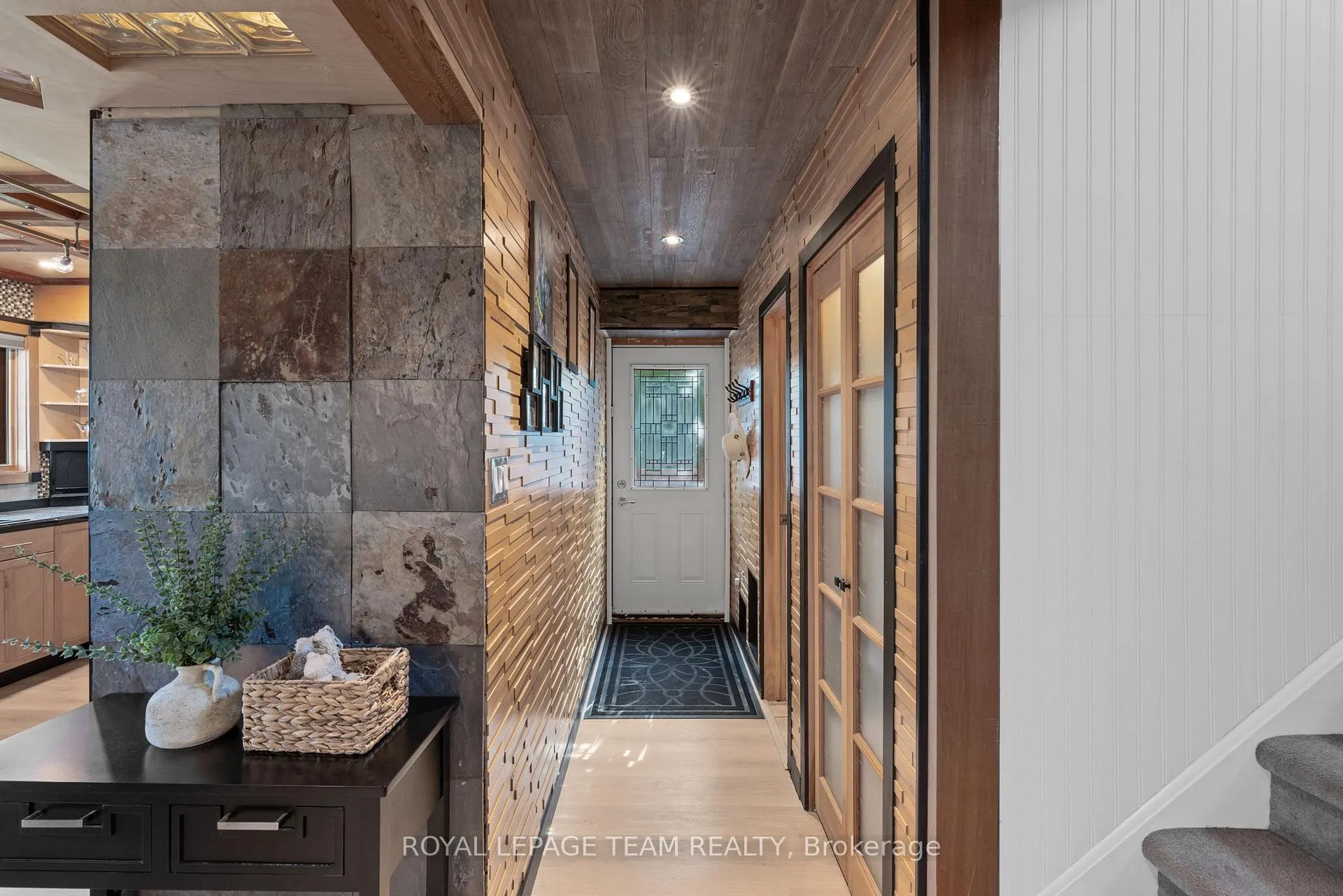 Photo 15 of 1386 Randall Avenue, Ottawa, Alta Vista — HOMEH