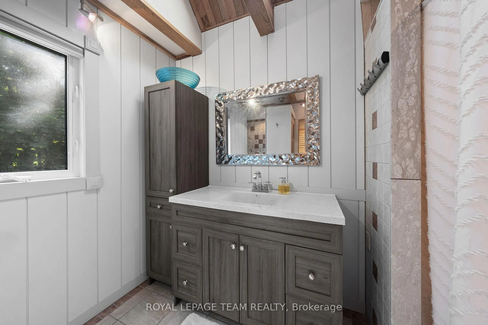 Photo 16 of 1386 Randall Avenue, Ottawa, Alta Vista — HOMEH