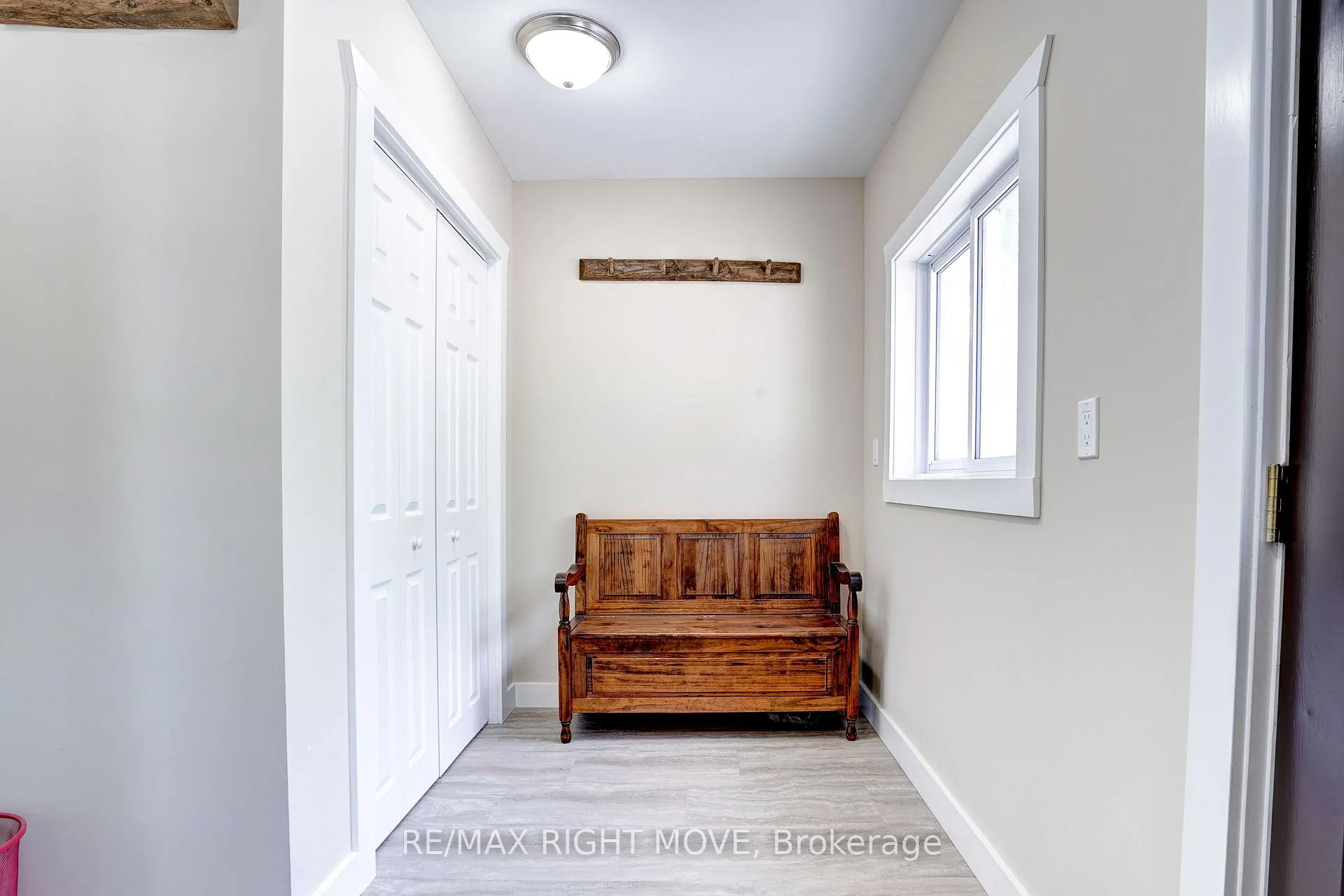Photo 15 of 209 Atherley Road, Orillia — HOMEH