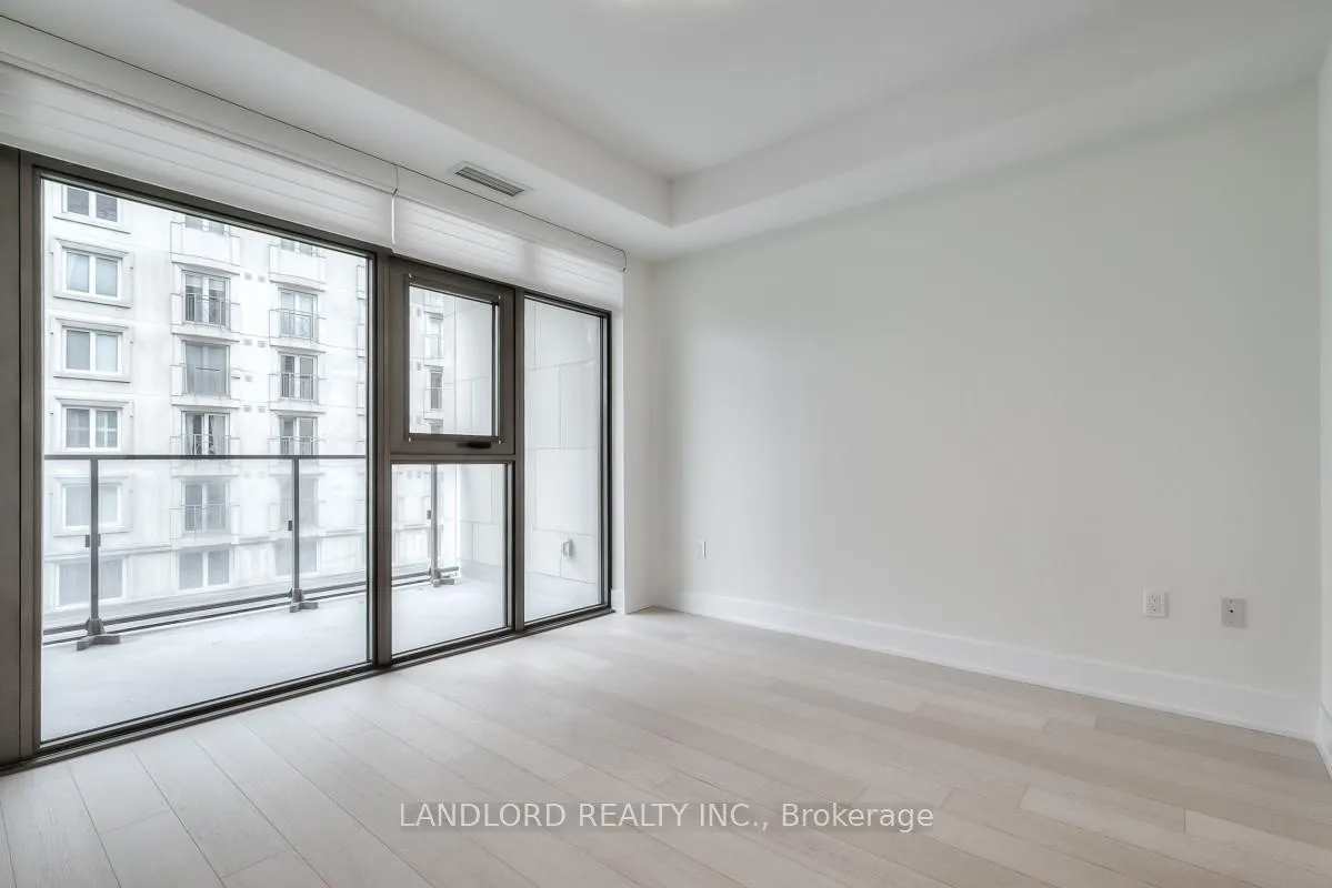 Photo 8 of Unit 304, 6 Jackes Avenue, Toronto, Rosedale-Moore Park — HOMEH
