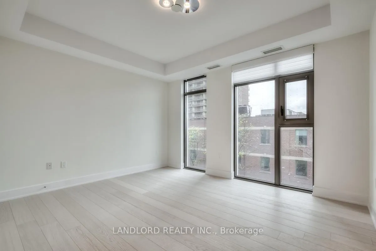 Photo 14 of Unit 304, 6 Jackes Avenue, Toronto, Rosedale-Moore Park — HOMEH