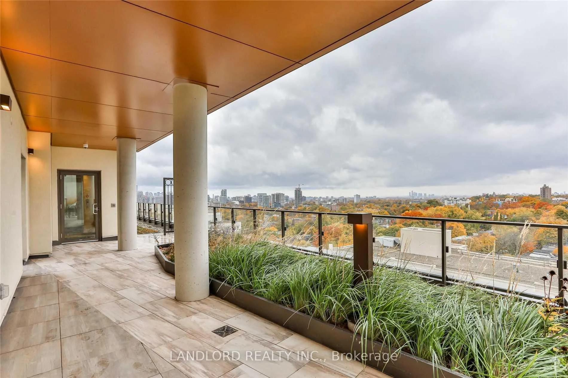 Photo 21 of Unit 304, 6 Jackes Avenue, Toronto, Rosedale-Moore Park — HOMEH
