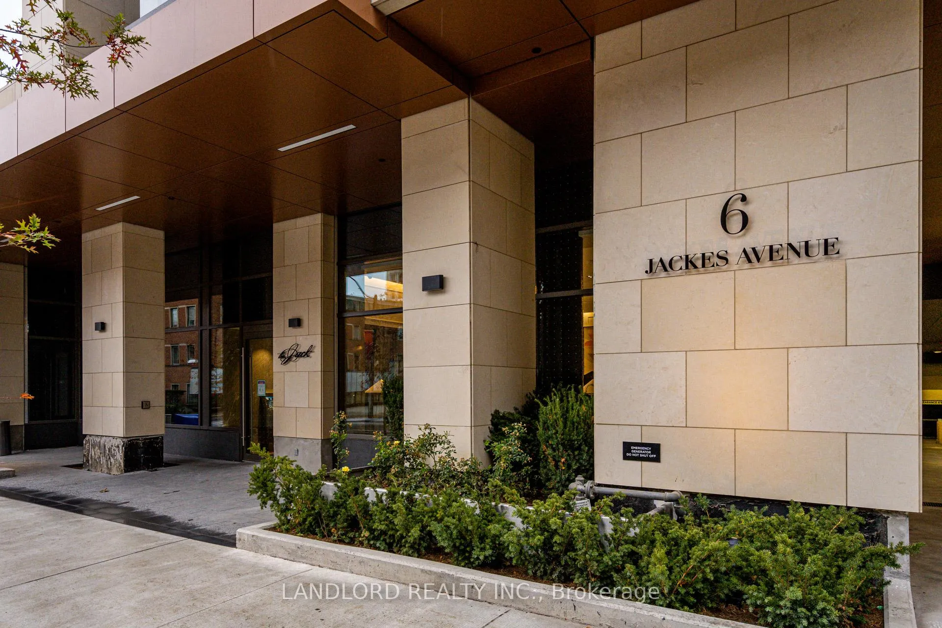 Photo 34 of Unit 304, 6 Jackes Avenue, Toronto, Rosedale-Moore Park — HOMEH