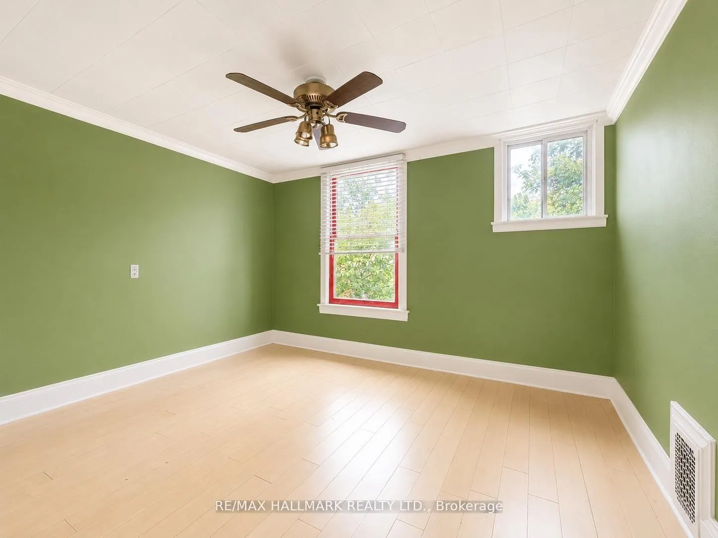 Photo 11 of 71 Boulton Avenue, Toronto, South Riverdale — HOMEH